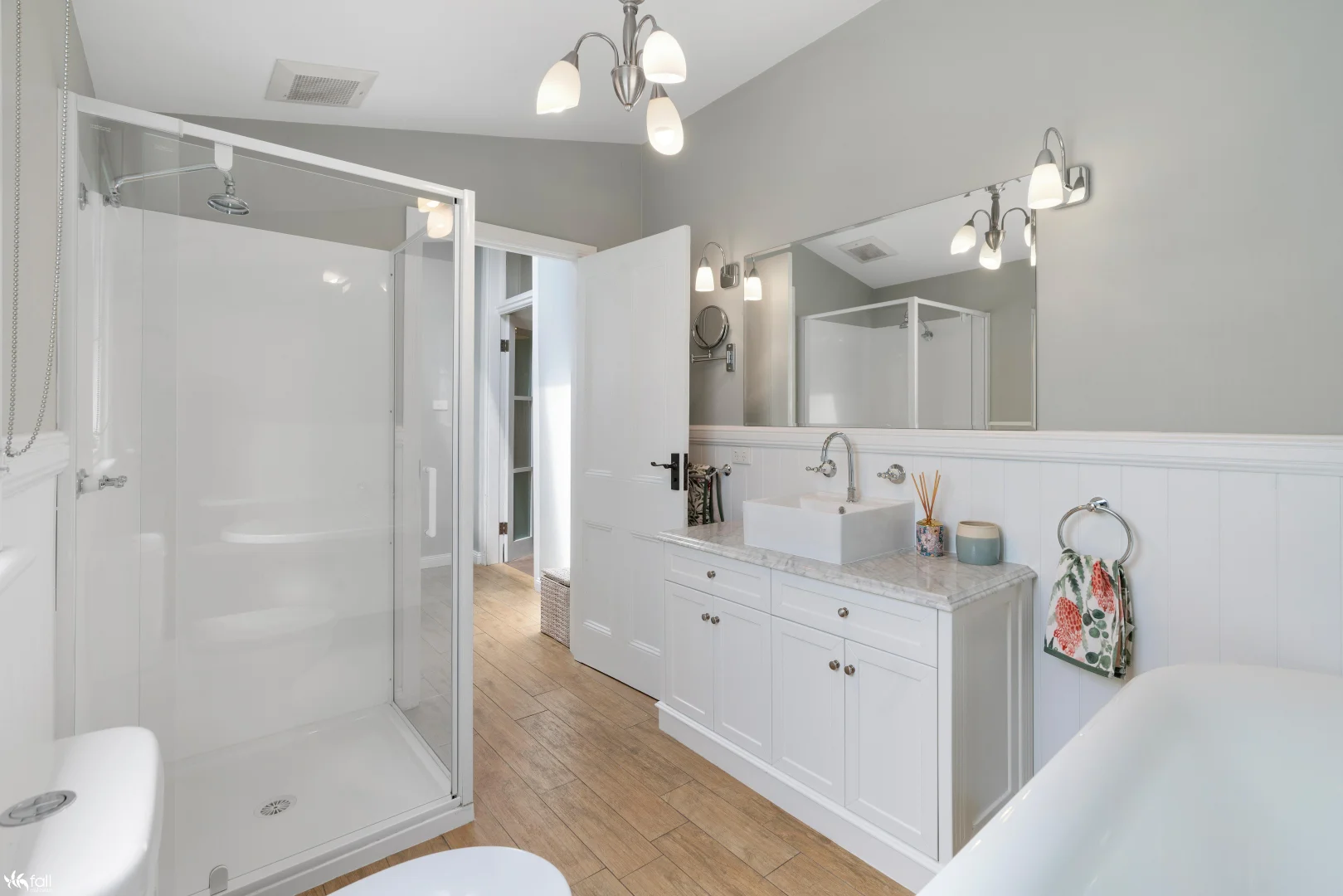 Additional image 18 of 10 Beltana Street, Lindisfarne TAS 7015