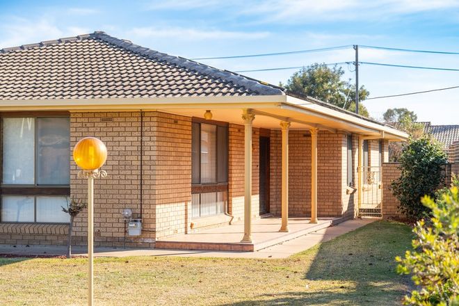 Picture of 7 Fahey Crescent, CULCAIRN NSW 2660