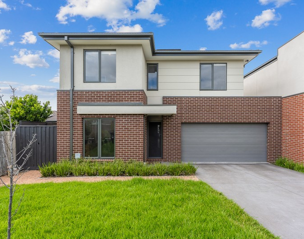 10 Mission Court, Lynbrook VIC 3975