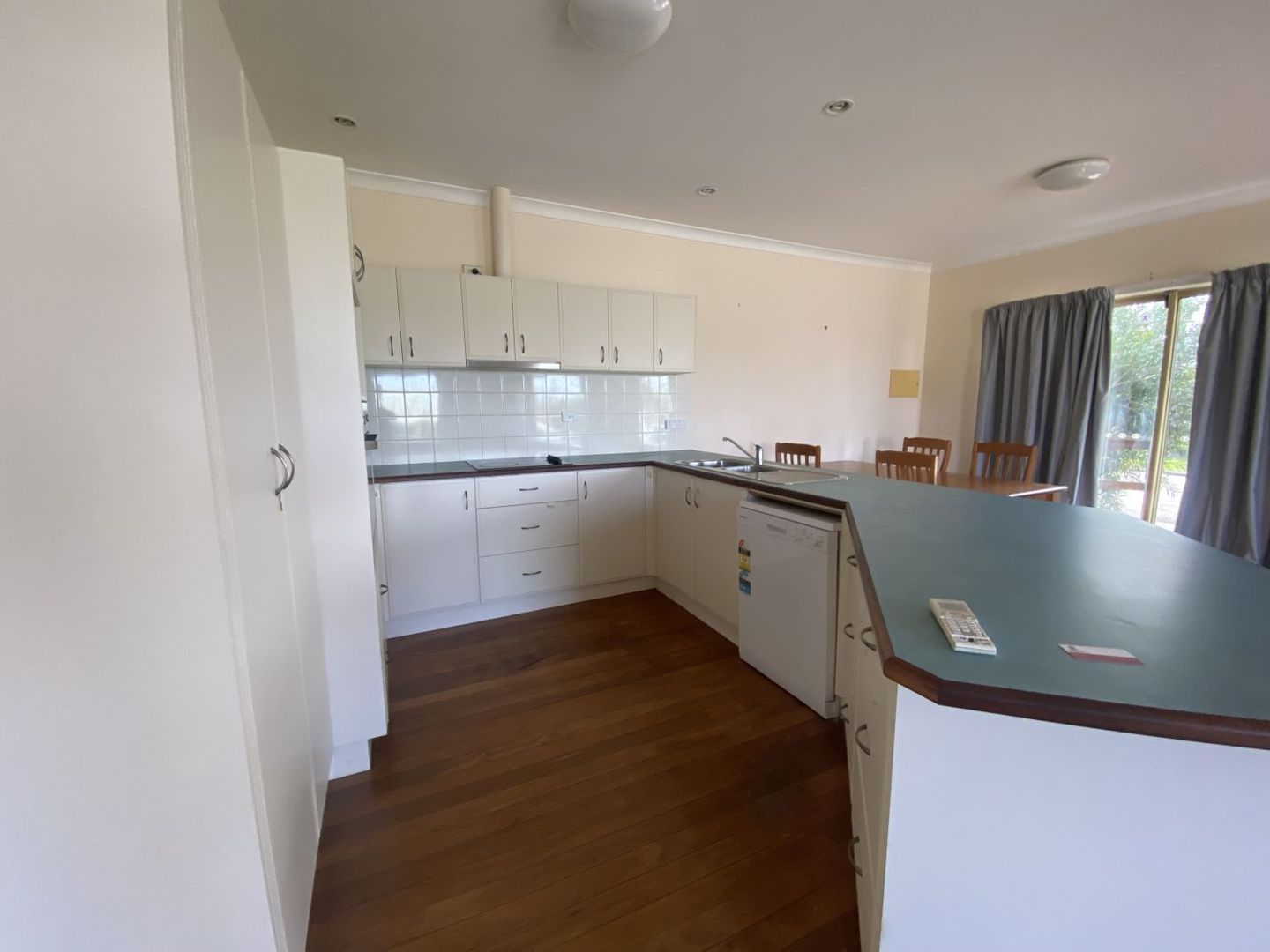 8 Crossland Street, Esperance WA 6450 House For Rent 500 Domain