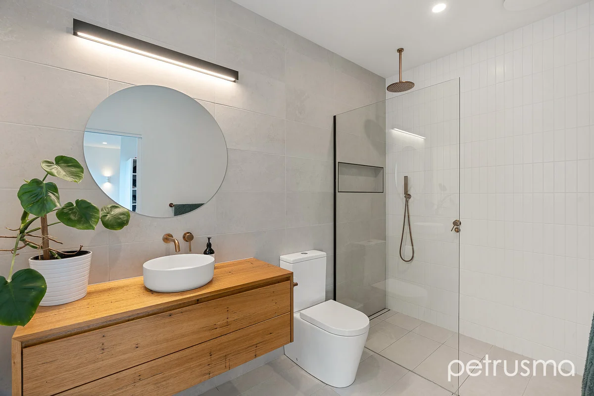 Additional image 15 of 19 Pardalote Close, Opossum Bay TAS 7023