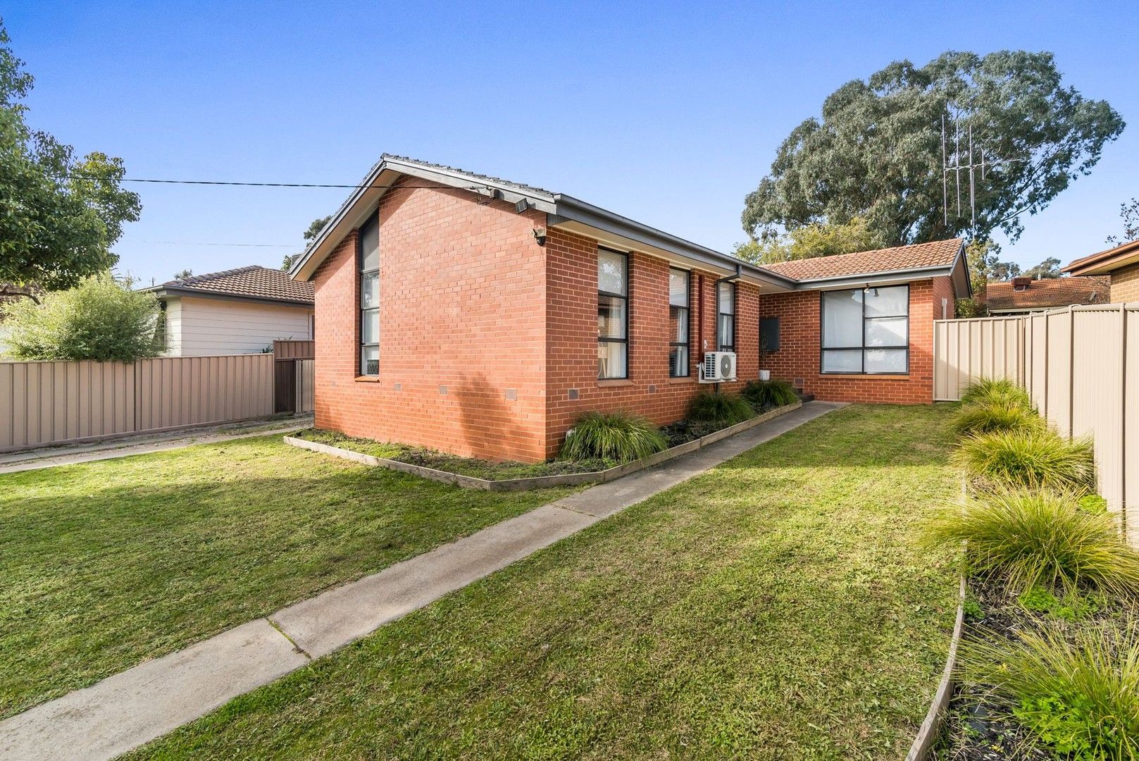 5 Bren Street, Kennington VIC 3550, Image 1