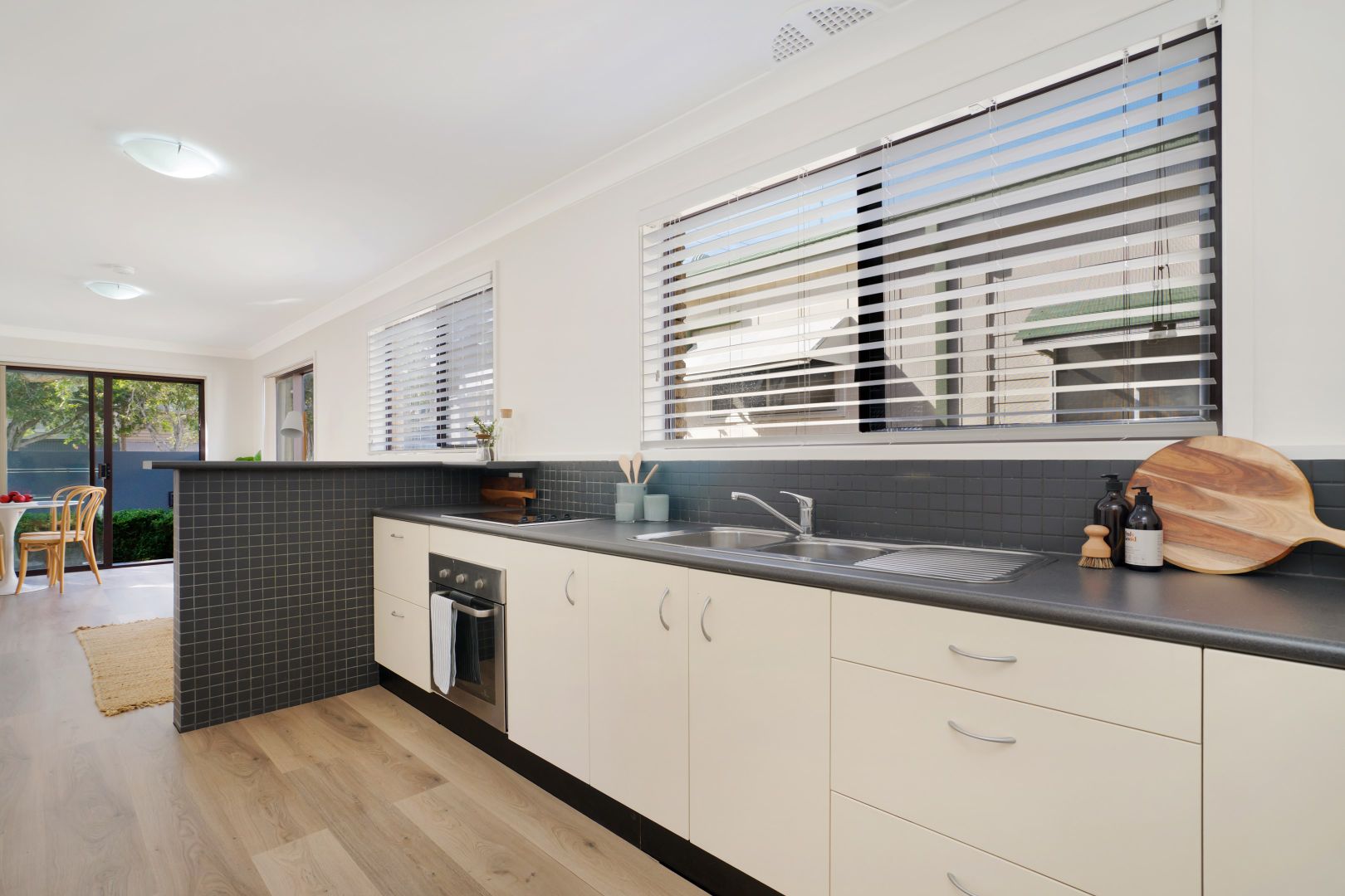 45 Tooke Street, Cooks Hill NSW 2300, Image 2