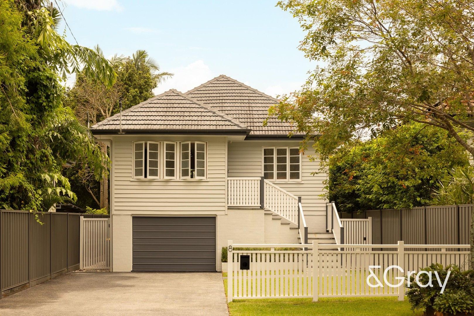2 bedrooms House in 8 Woking Street MITCHELTON QLD, 4053
