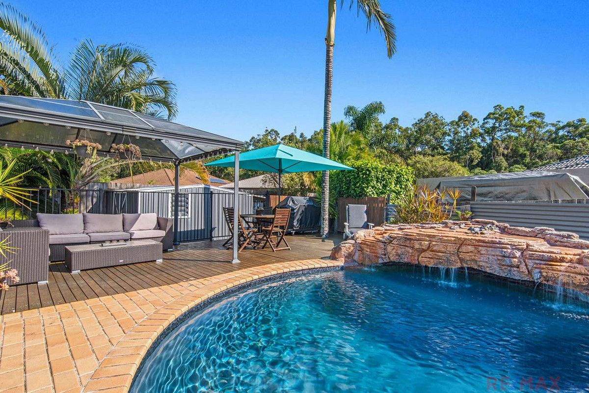 4 bedrooms House in 15 Rochester Rise AROONA QLD, 4551