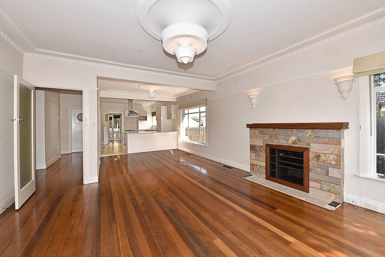 2 bedrooms House in 95 Market Street ESSENDON VIC, 3040