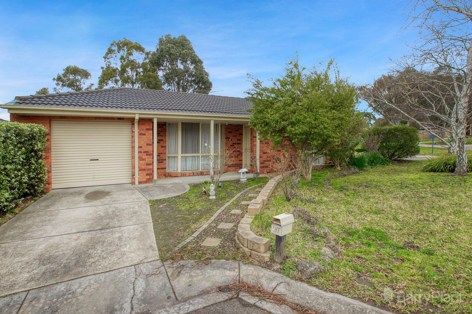 3 bedrooms House in 7 Gus Court PAKENHAM VIC, 3810