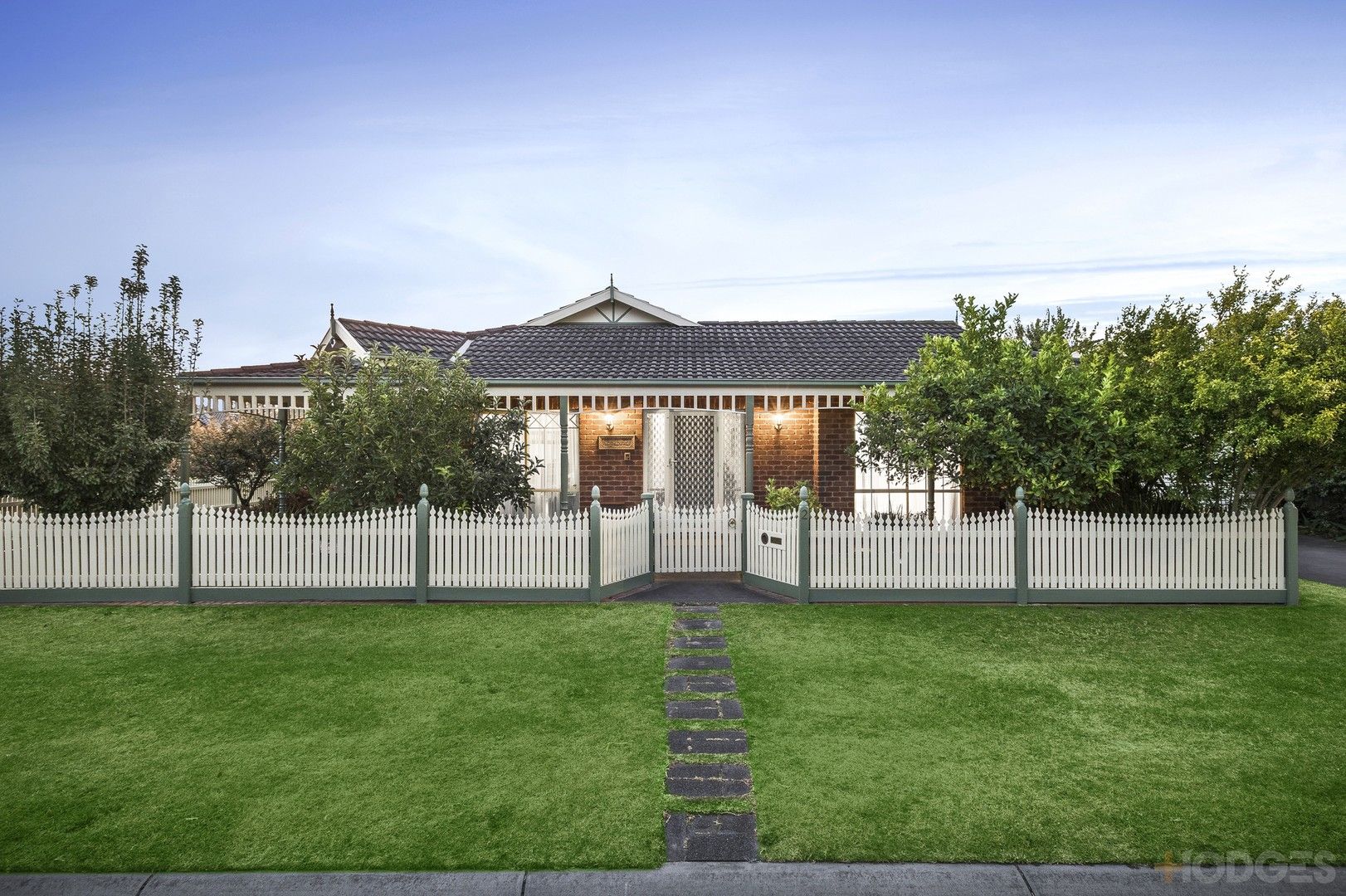 2 Nursery Court, Dingley Village VIC 3172, Image 0