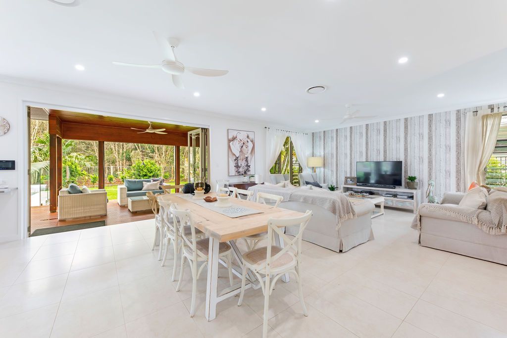 57 North Beach Place, Mudjimba QLD 4564, Image 2