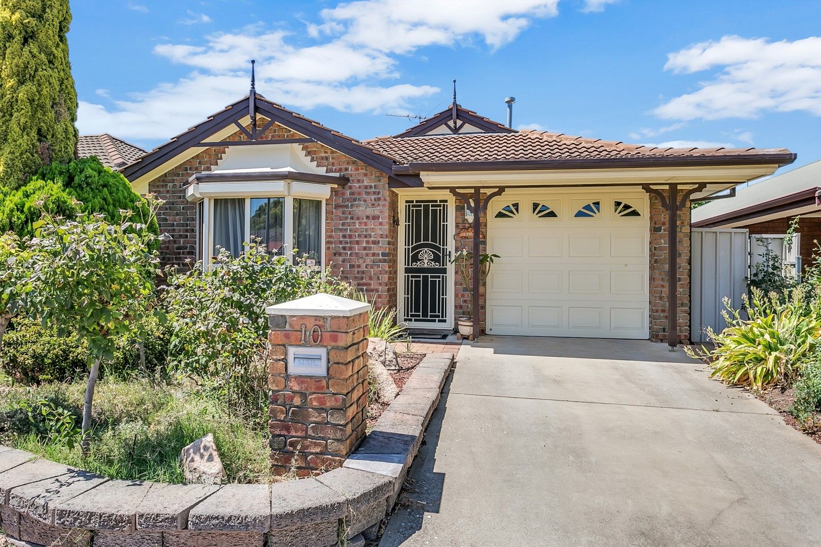 3 bedrooms House in 10 Port Royal Ct SEAFORD RISE SA, 5169