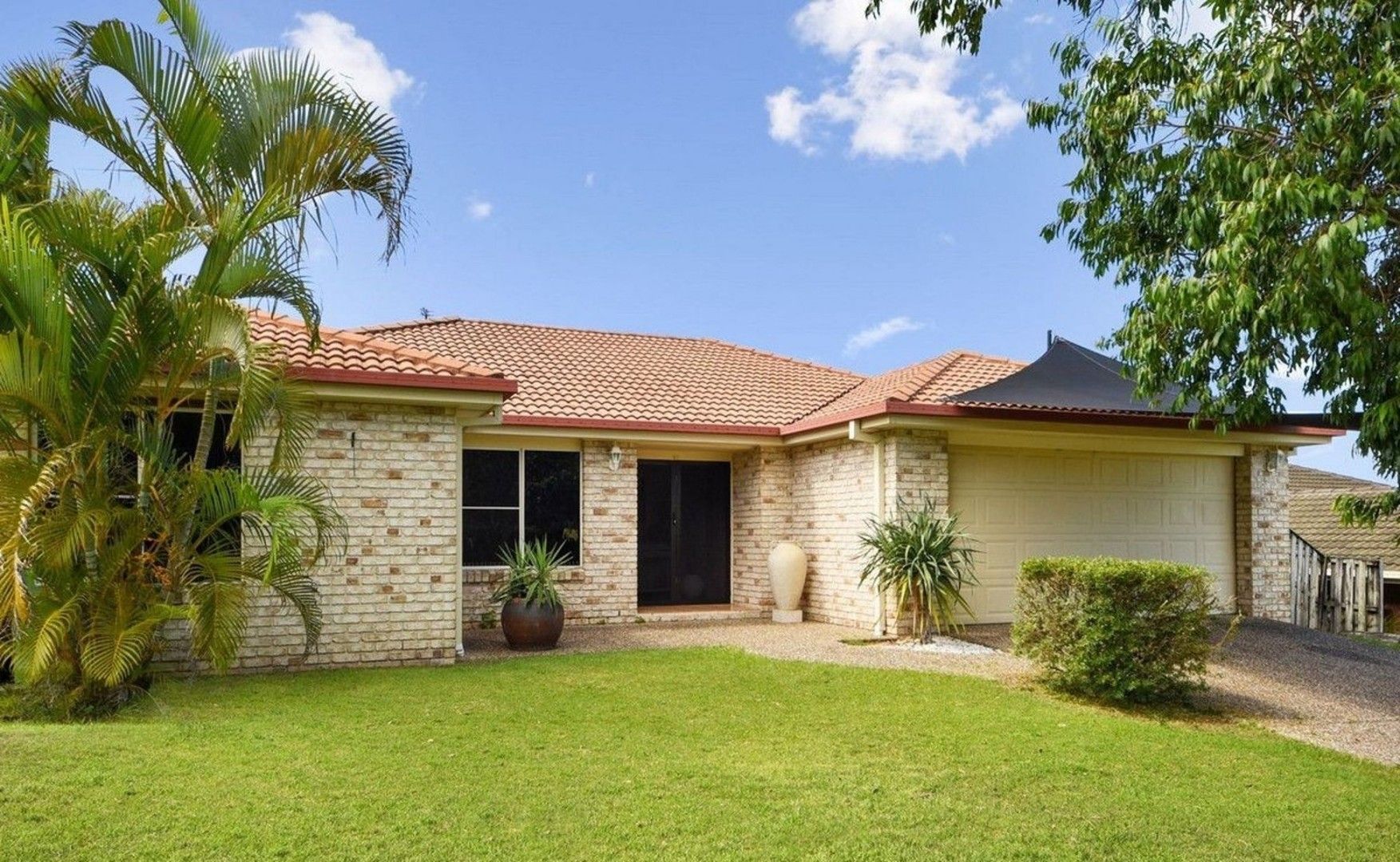 17 Midway Terrace, Pacific Pines QLD 4211, Image 0