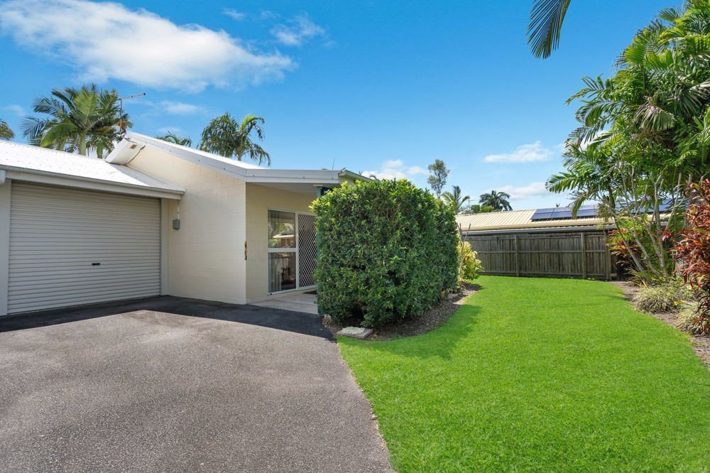 1/3-4 Holden Close, Whitfield QLD 4870, Image 0