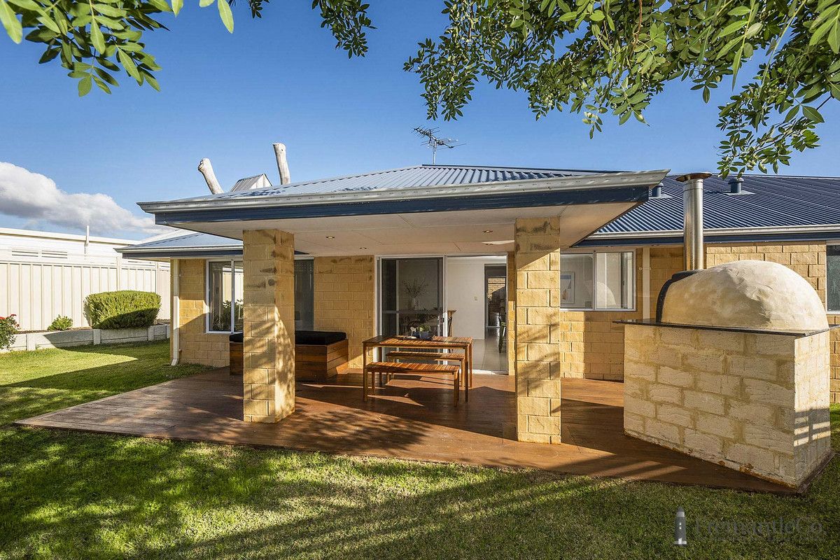 4 bedrooms House in 35A Ada Court HAMILTON HILL WA, 6163
