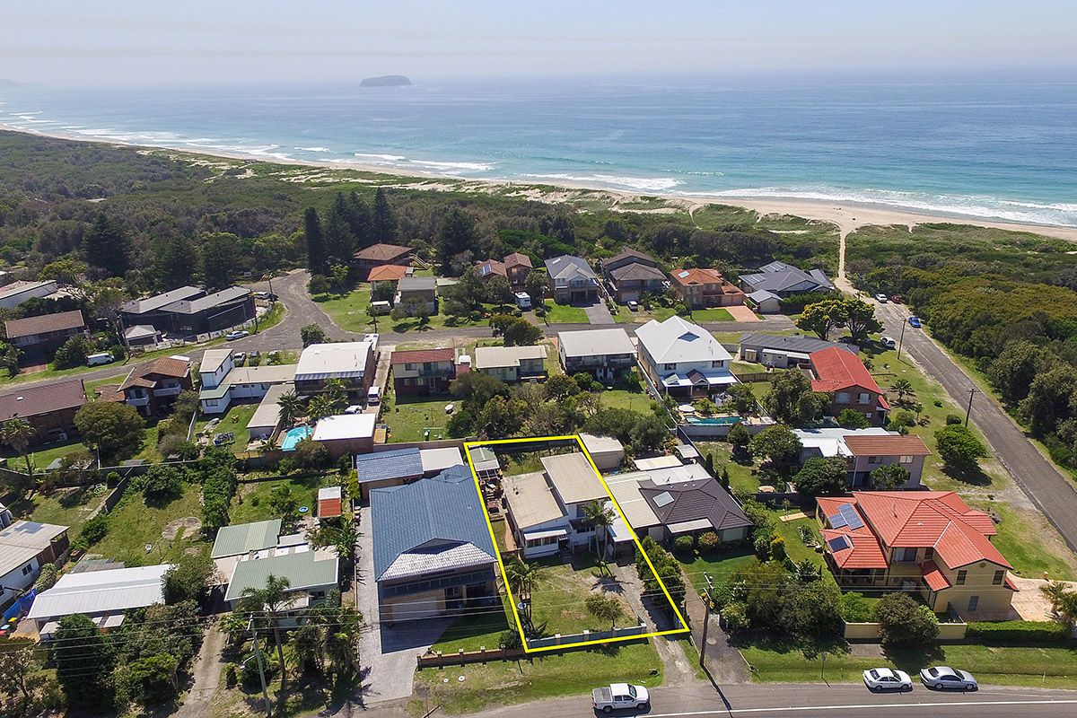 137 Budgewoi Road, Budgewoi NSW 2262