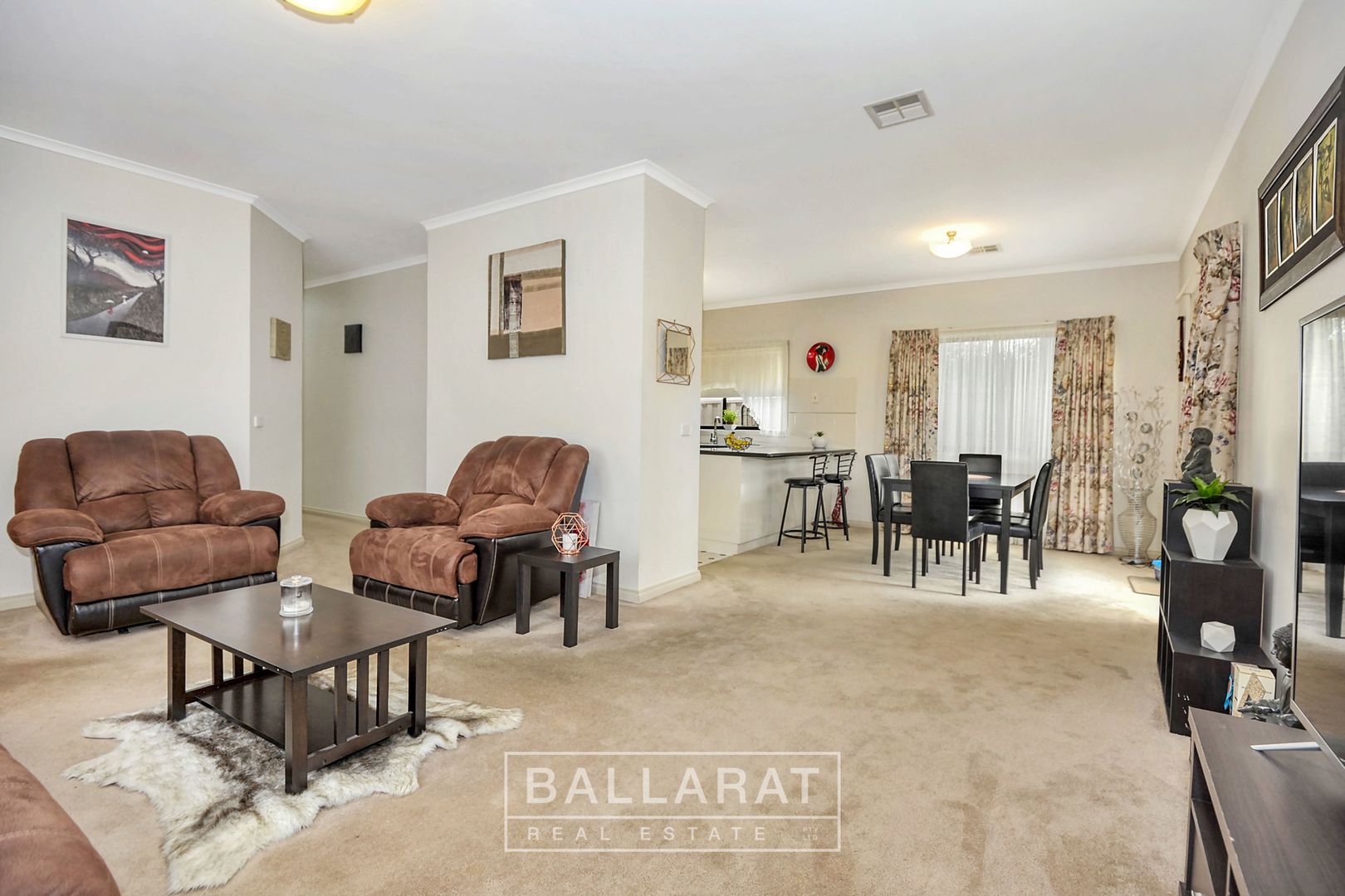 2/1010 Ligar Street, Ballarat North VIC 3350, Image 1