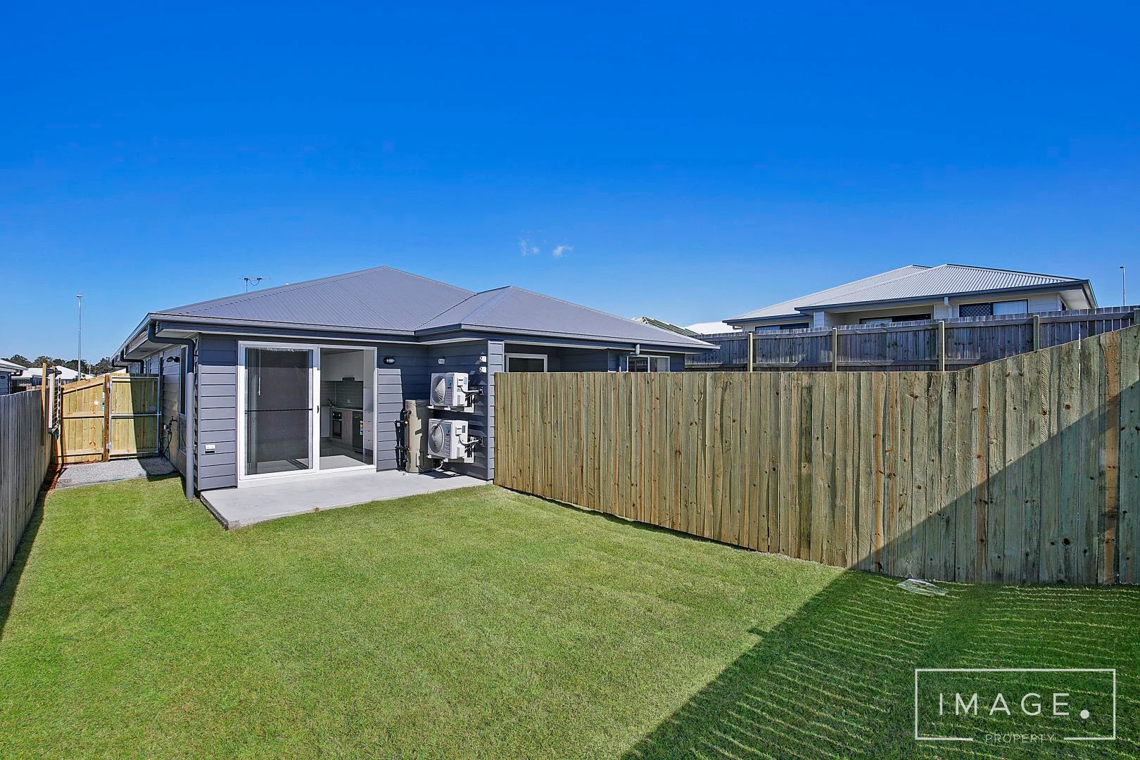 Additional image 8 of 2/13 Mount Mitchell St, Park Ridge QLD 4125