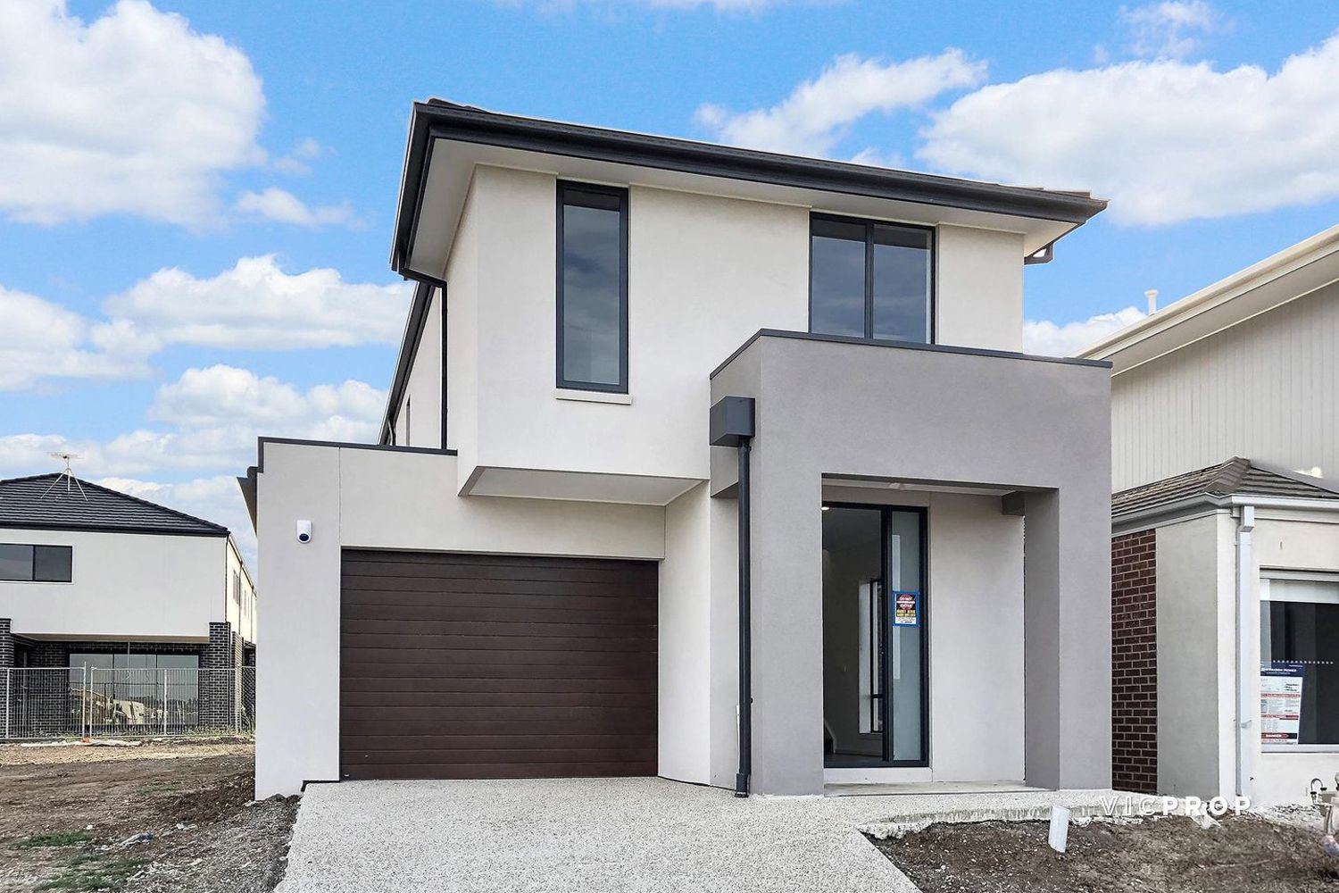 3 bedrooms House in 9 Electra Drive WILLIAMS LANDING VIC, 3027