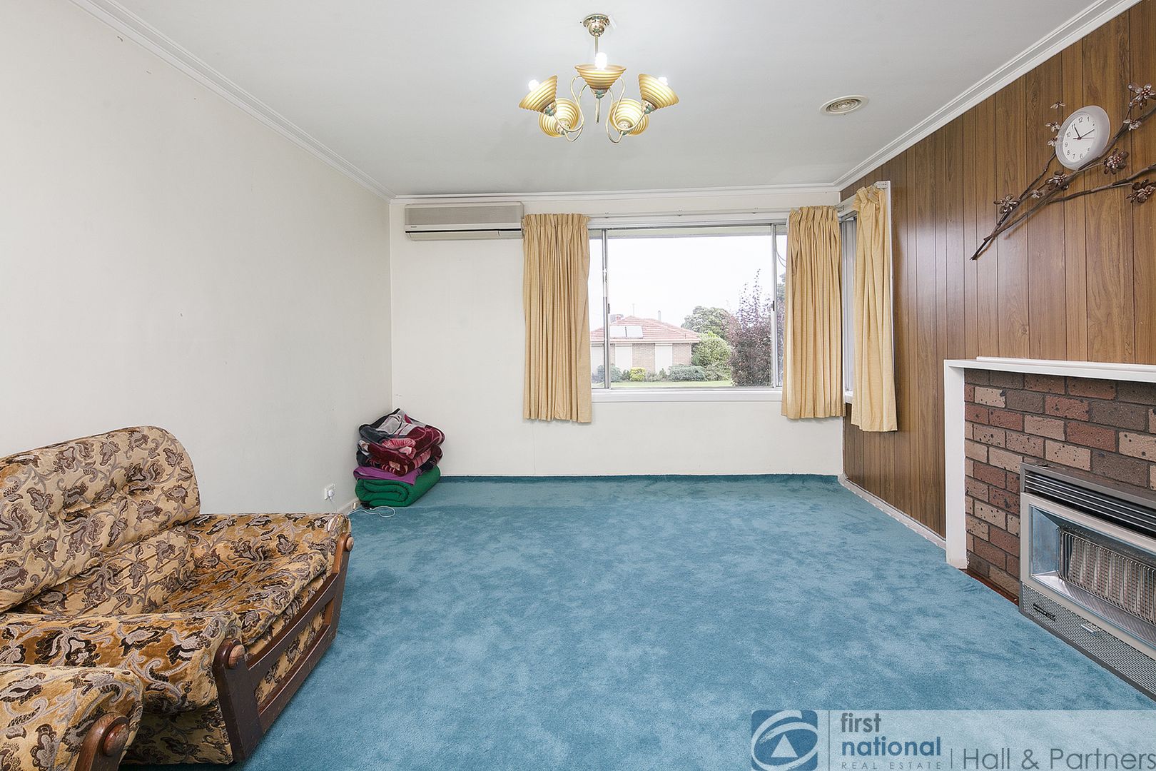 27 First Avenue, Dandenong North VIC 3175, Image 2