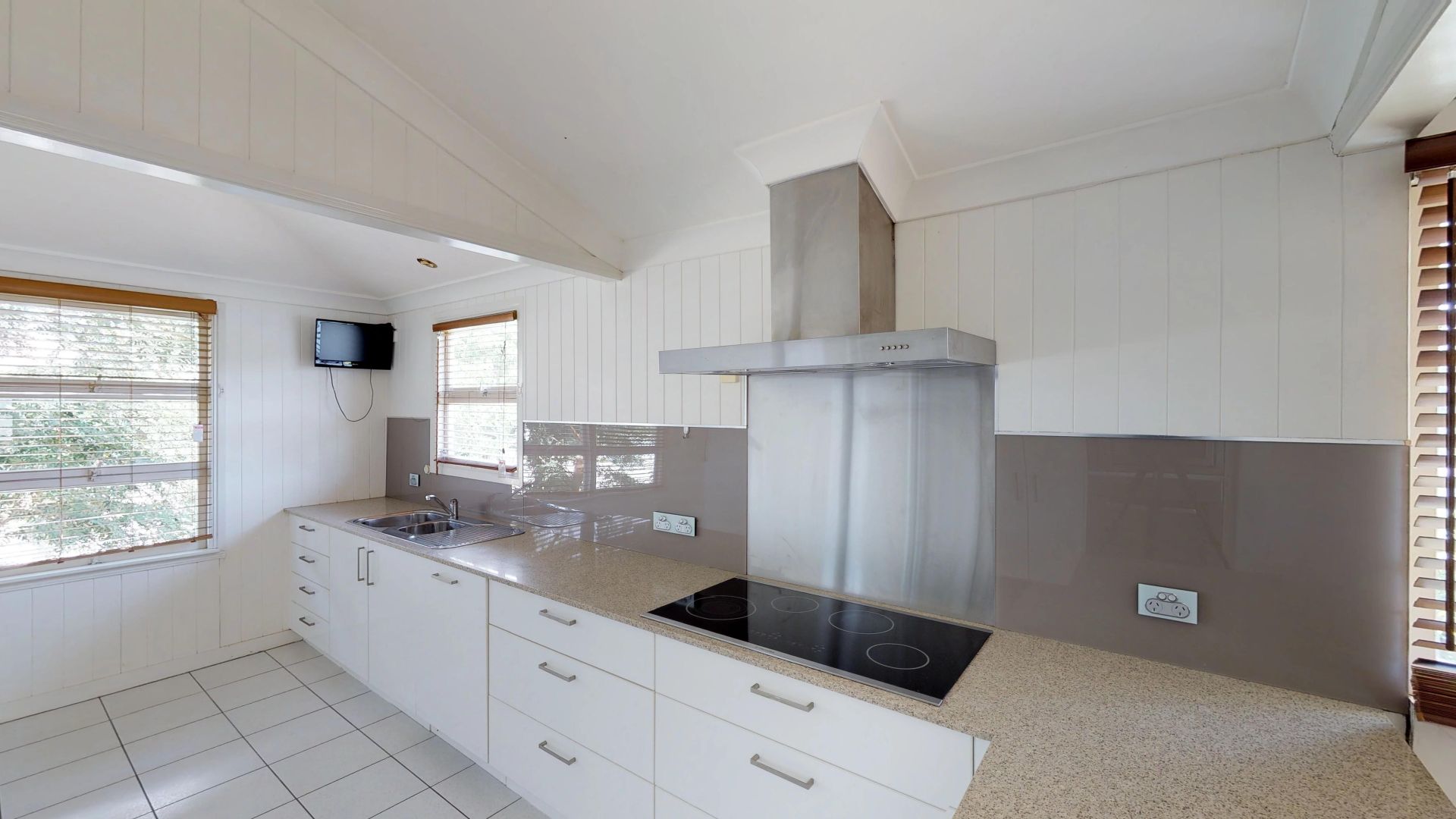 182 Agnes Street, The Range QLD 4700, Image 1