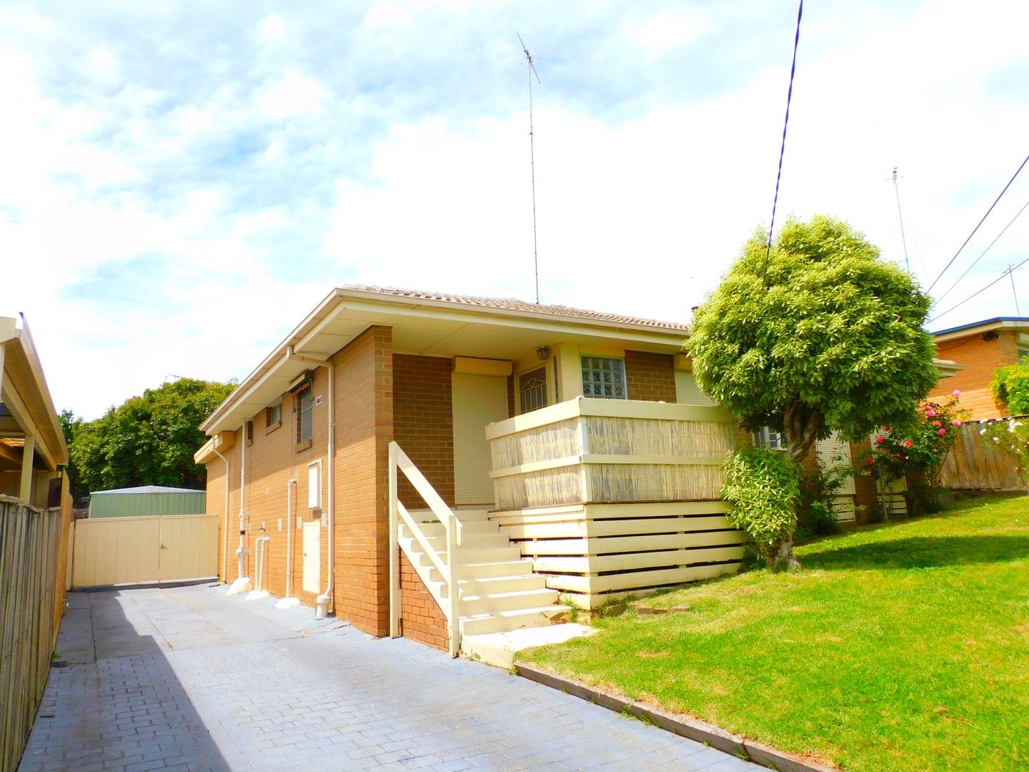 3 bedrooms House in 16 Benambra St BROADMEADOWS VIC, 3047