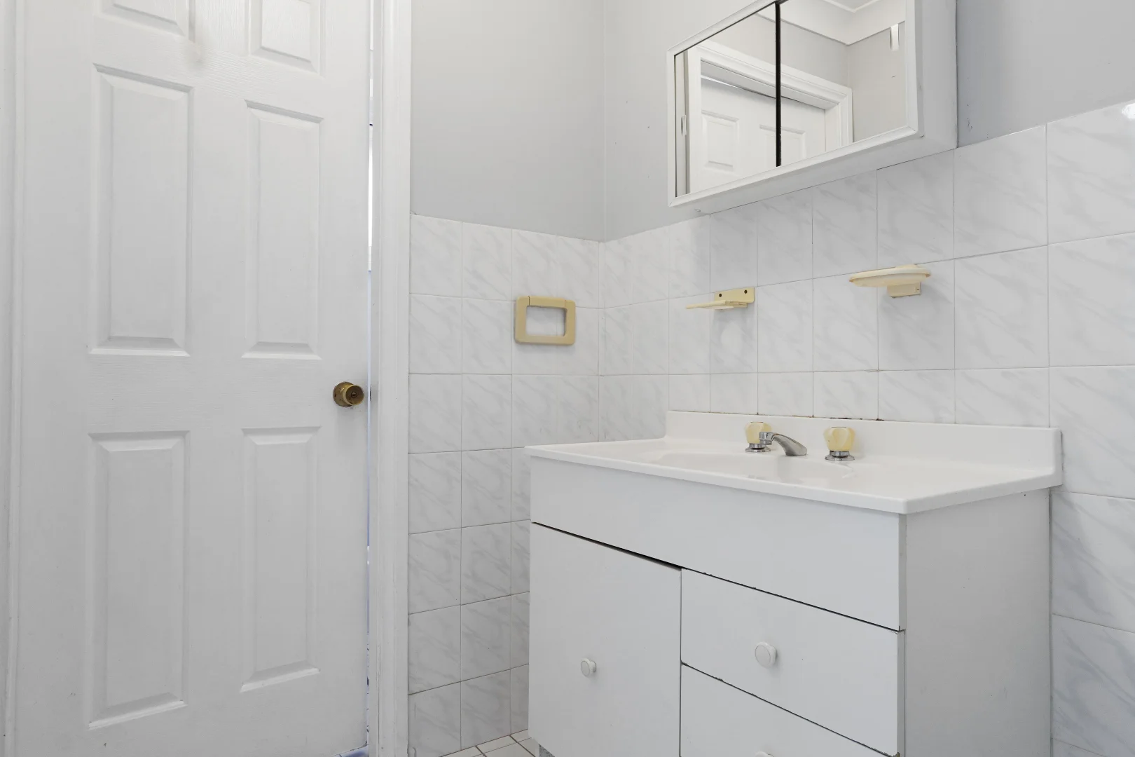 Additional image 7 of 1/12 Baldwin Avenue, Glenfield NSW 2167