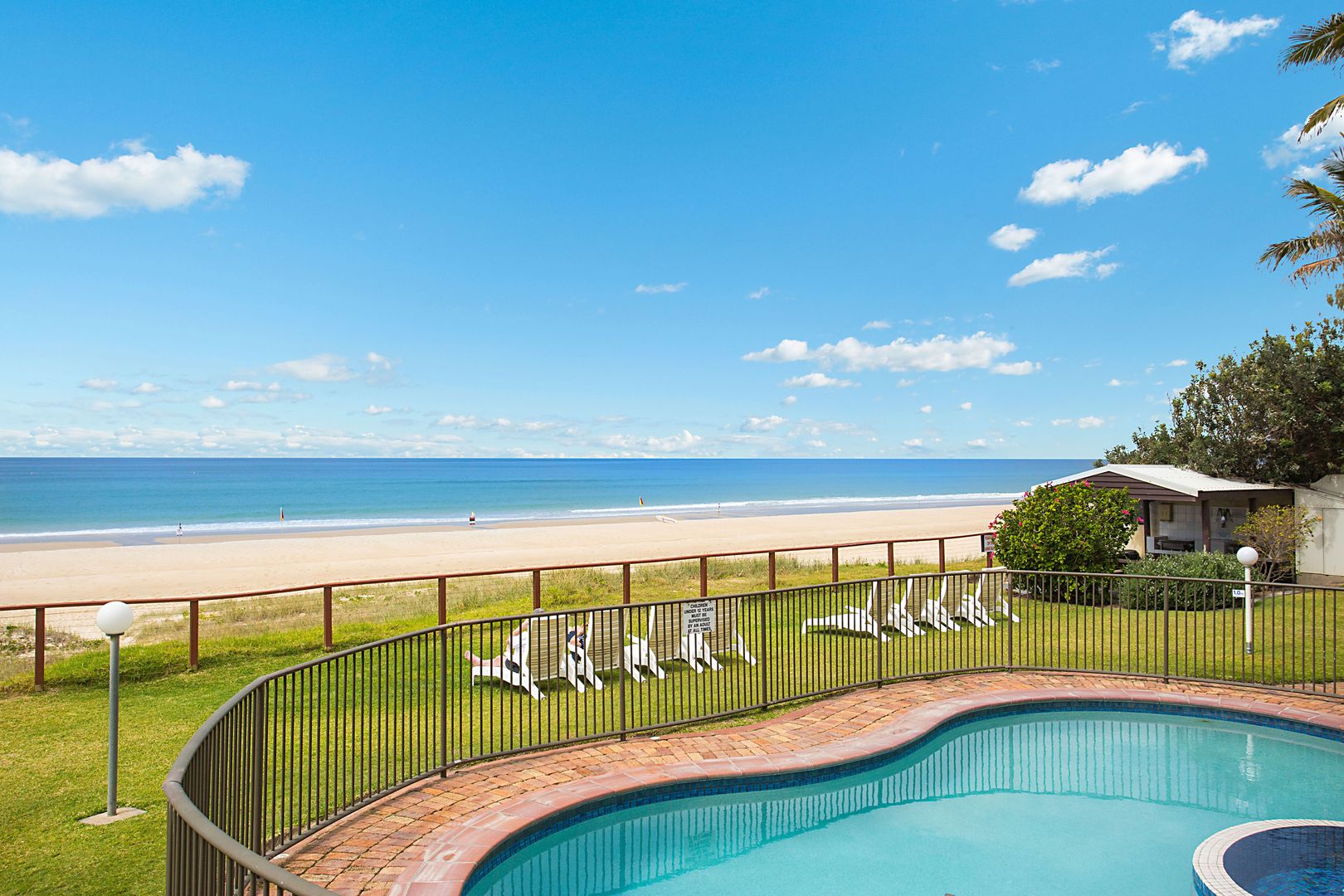 Sold 4/37 Albatross Avenue, Mermaid Beach QLD 4218 on 08 Feb 2021