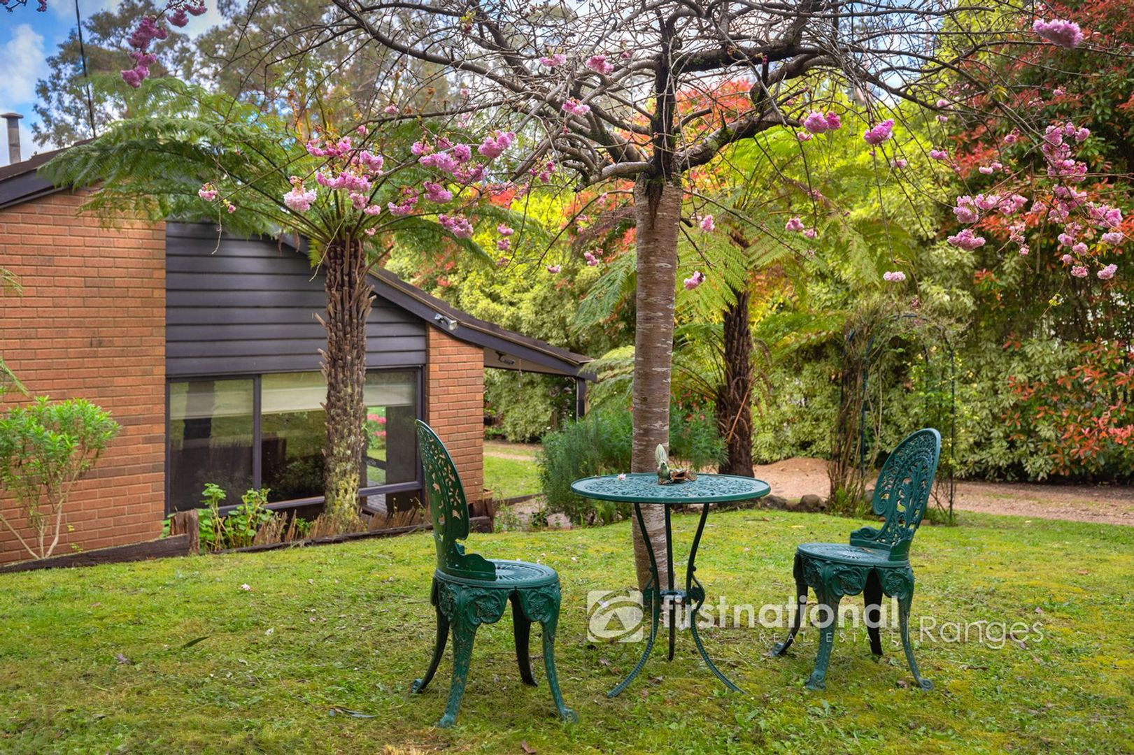 44 Mountain Road, Cockatoo VIC 3781, Image 1