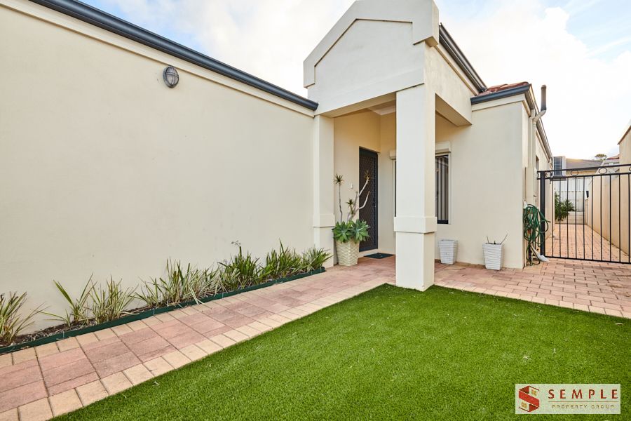 1/231 Hamilton Road, Coogee WA 6166, Image 1