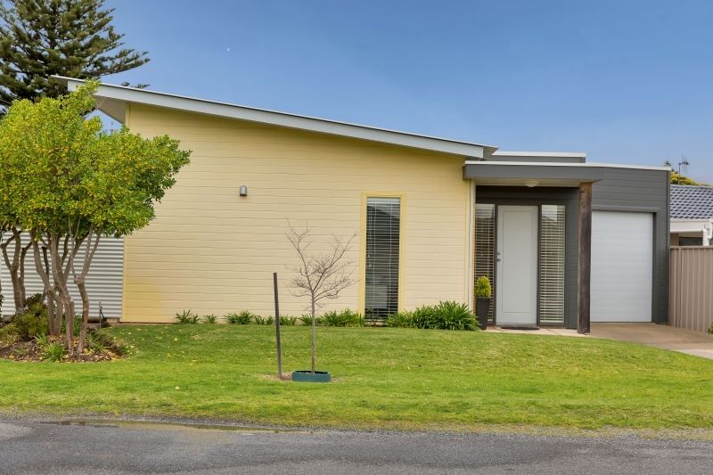 7 Oakham Street, Encounter Bay SA 5211, Image 2