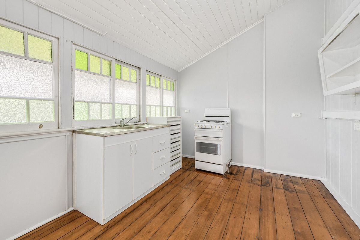 1 bedrooms Apartment / Unit / Flat in 2/115 Days Road GRANGE QLD, 4051