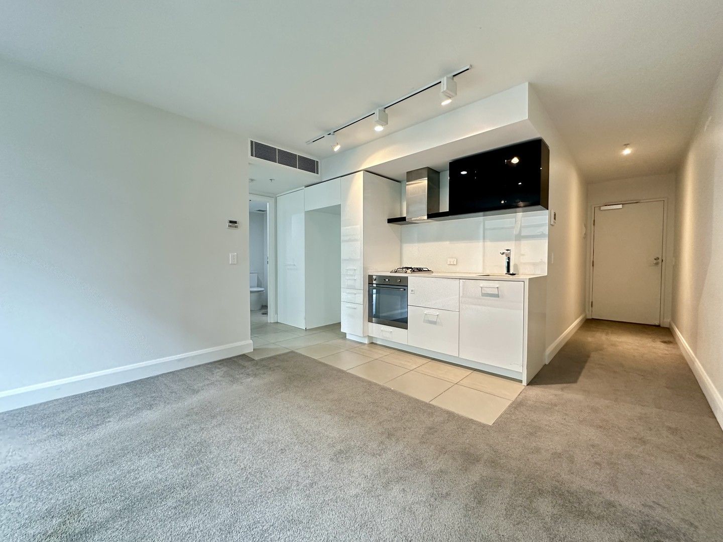 1 bedrooms Apartment / Unit / Flat in 1705/27 Little Collins Street MELBOURNE VIC, 3000