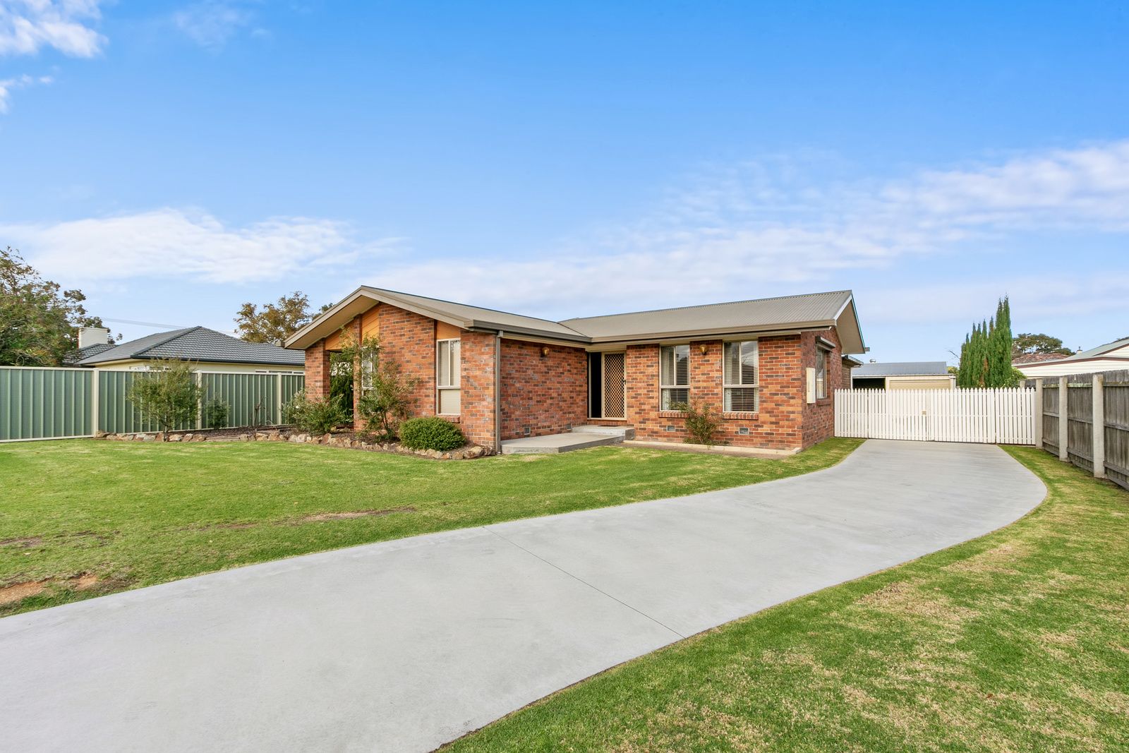 24 Jones Street, Stratford VIC 3862, Image 1