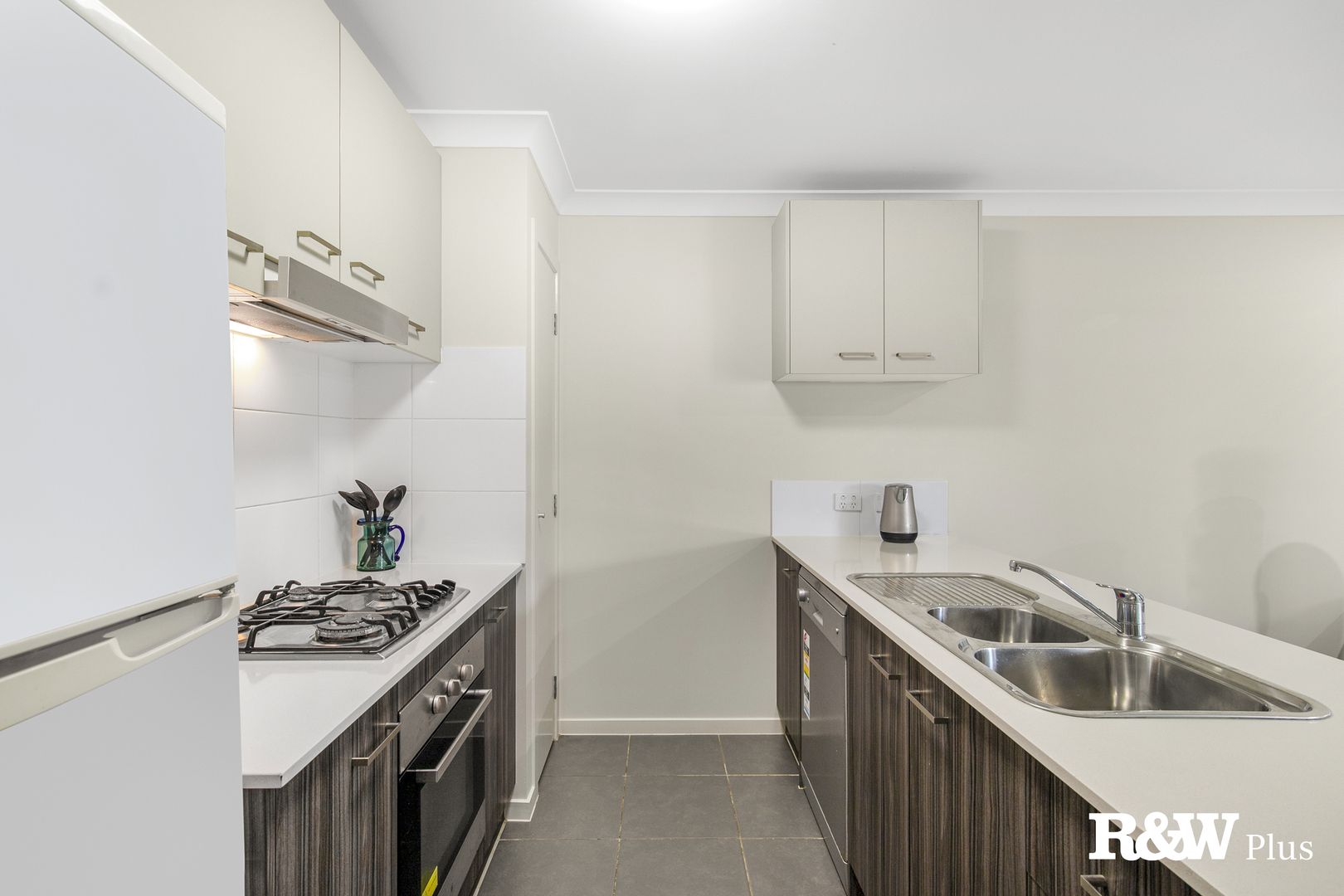 165 Birkdale Road, Birkdale QLD 4159, Image 2