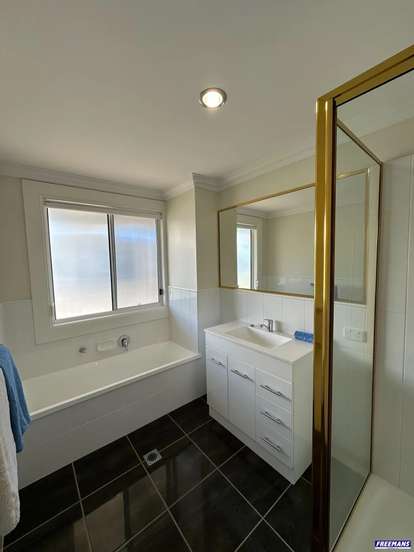 Additional image 13 of 60 Banksia, Kingaroy QLD 4610