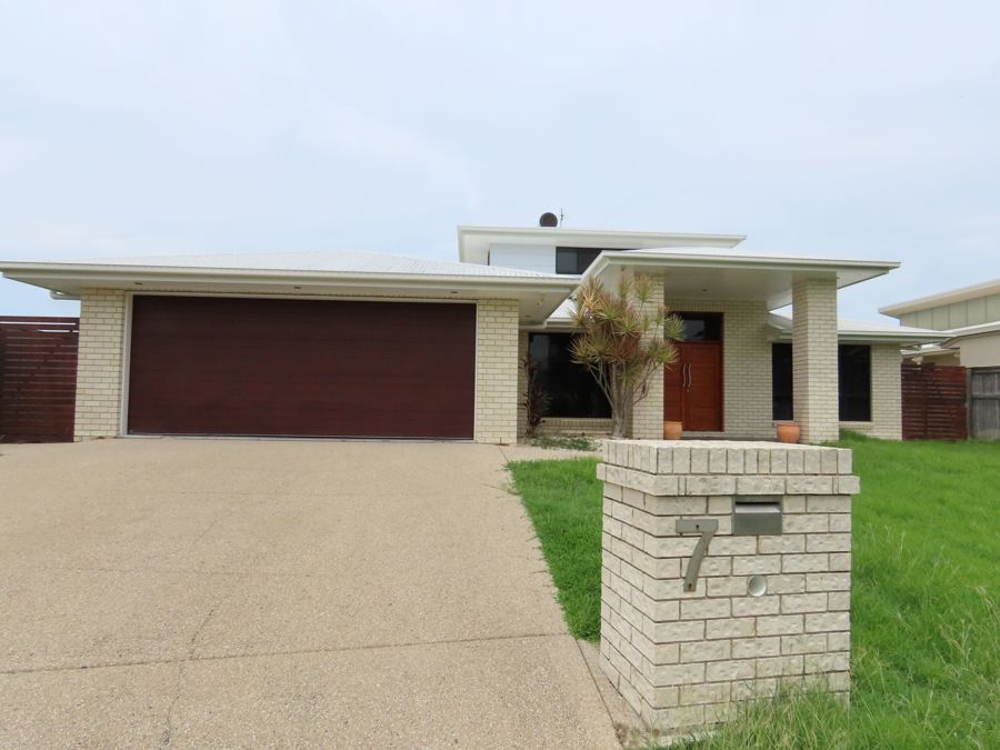 4 bedrooms House in 7 Iluka Court, EAST MACKAY QLD, 4740