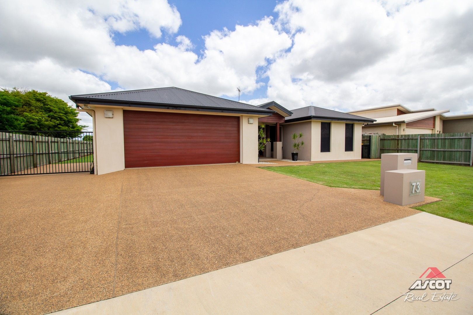 5 bedrooms House in 73 Kepnock Road KEPNOCK QLD, 4670