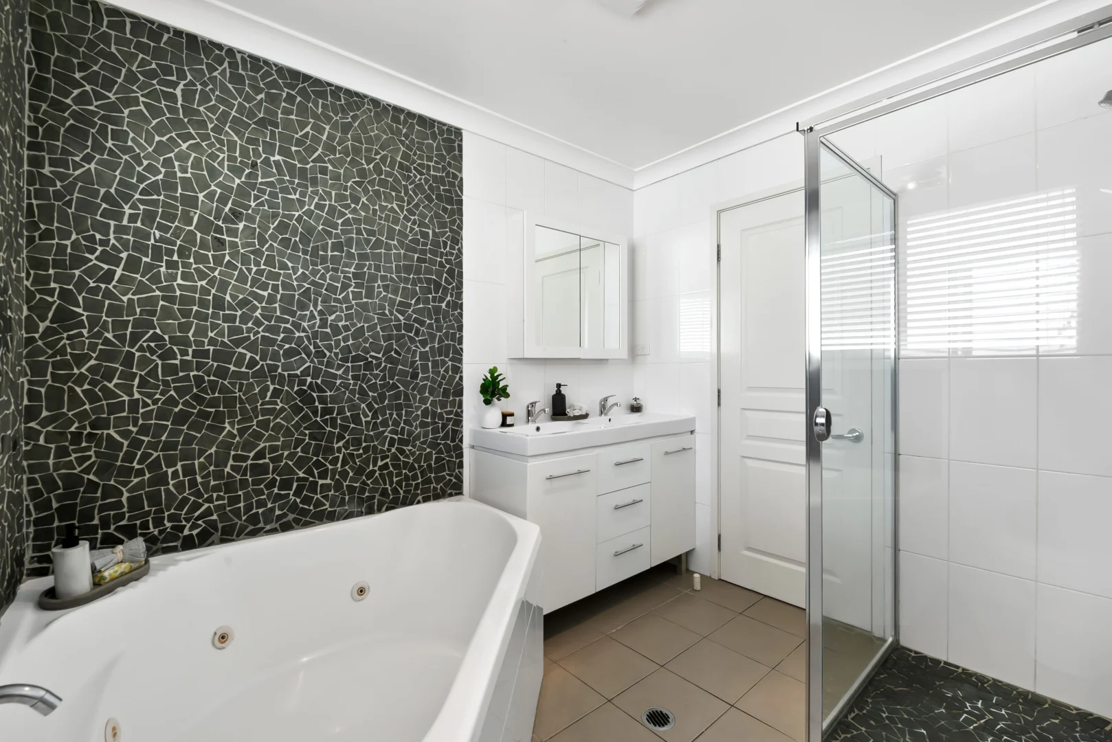 Additional image 9 of 61 Scholey Street, Mayfield NSW 2304