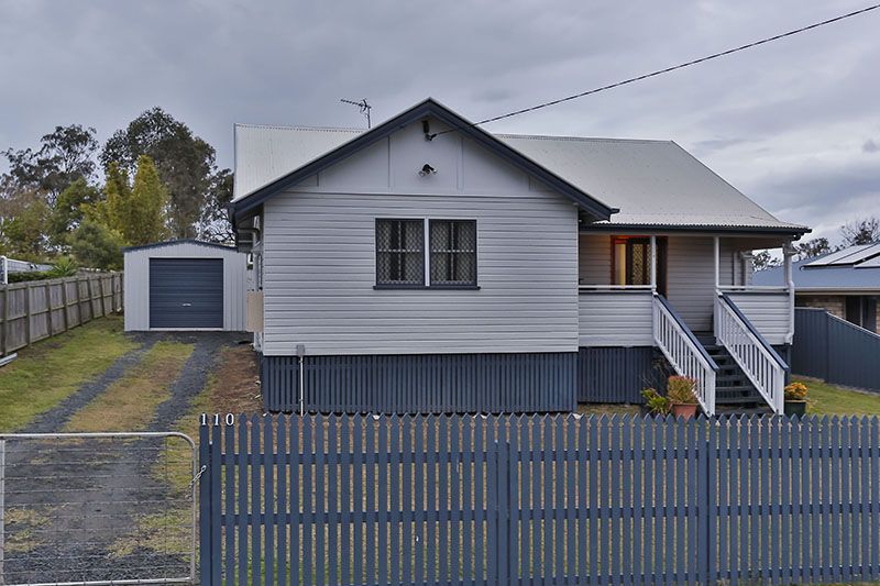 110 Mocatta Street, GOOMBUNGEE QLD 4354, Image 0