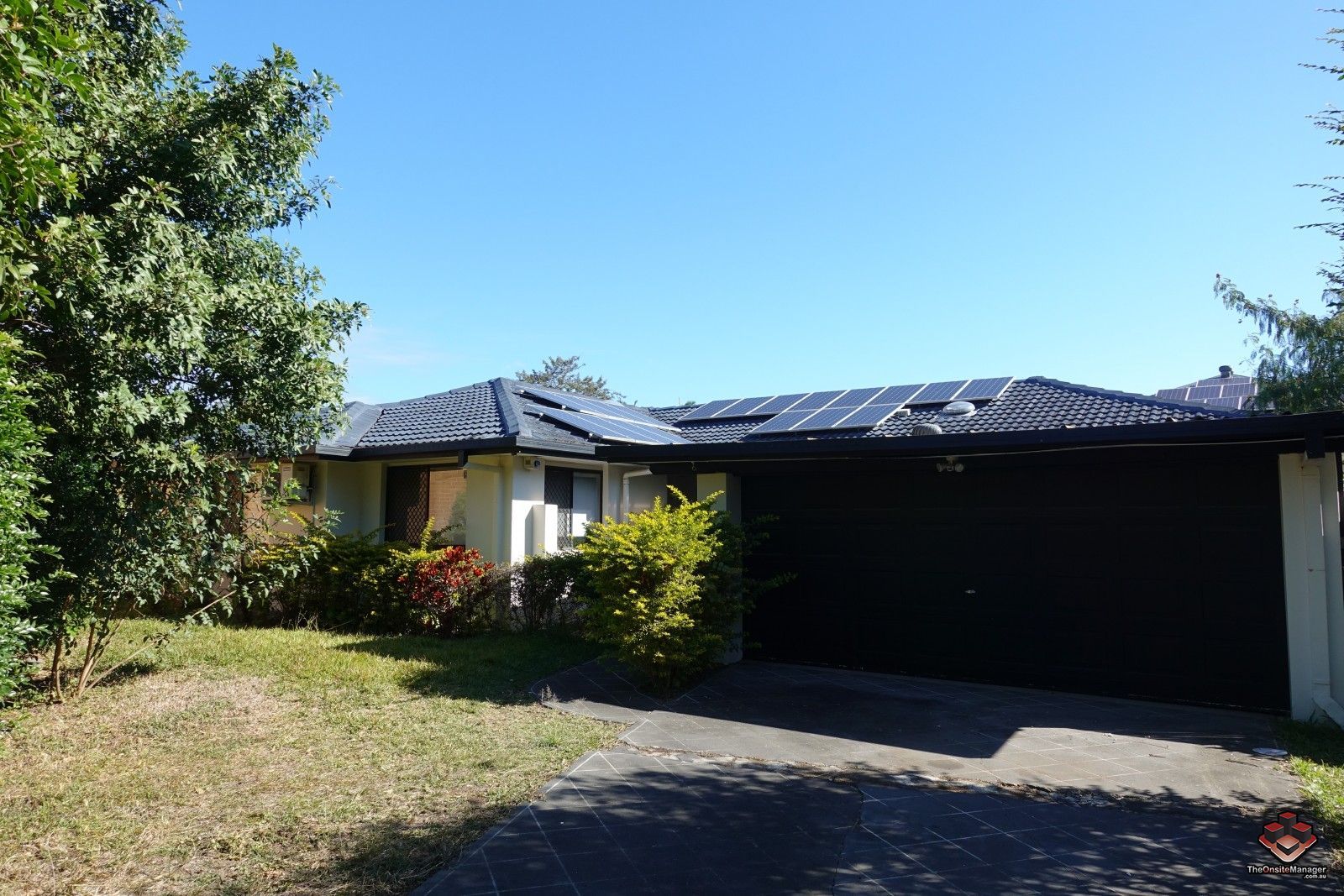 5 bedrooms House in 10 Vinca Street RUNCORN QLD, 4113