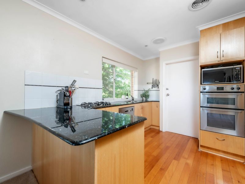9A Nuyts Street, Red Hill ACT 2603, Image 2