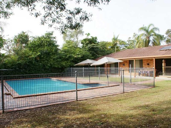 8 Viscount Drive, Tallai QLD 4213