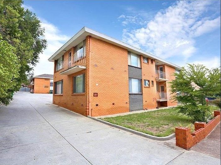 2 bedrooms Apartment / Unit / Flat in 2/30 Myrtle Street IVANHOE VIC, 3079