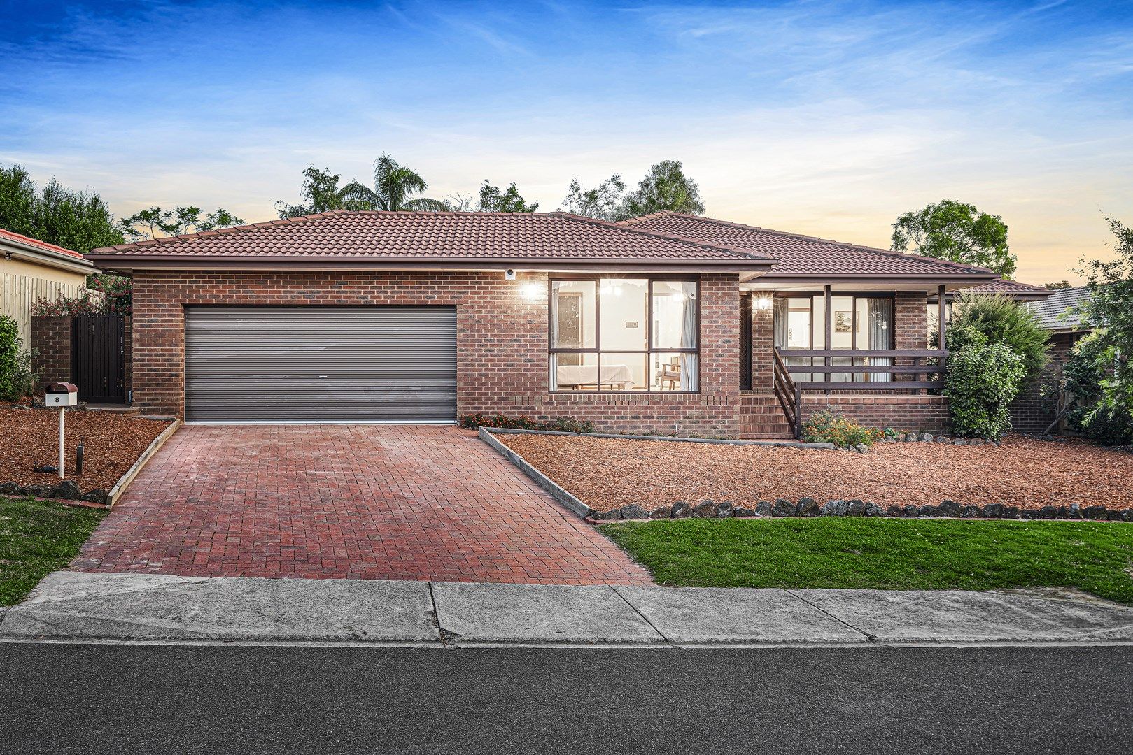 8 Radiant Crescent, Forest Hill VIC 3131, Image 0