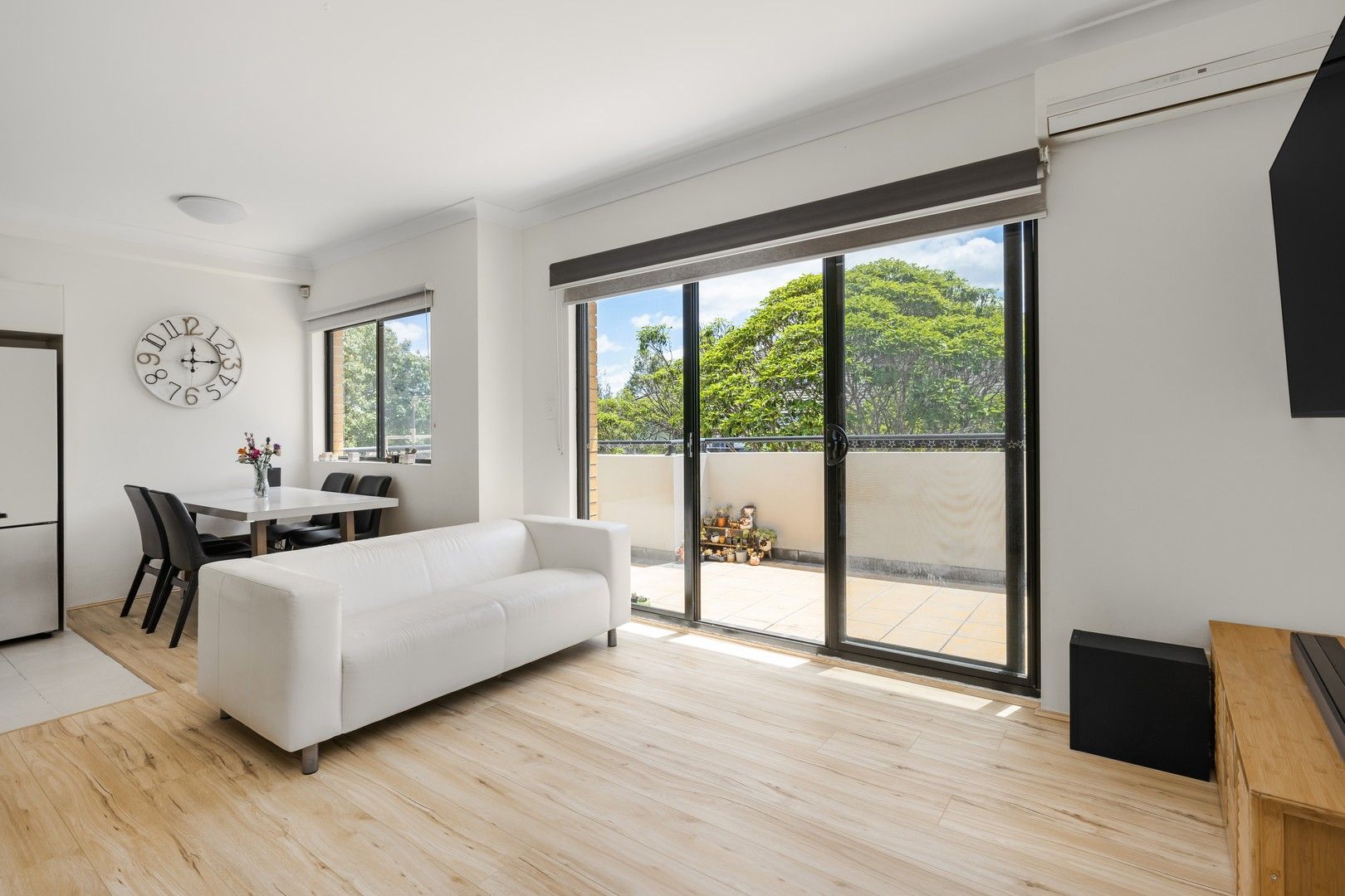 2 bedrooms Apartment / Unit / Flat in 15/33-35 Eastbourne Road HOMEBUSH WEST NSW, 2140