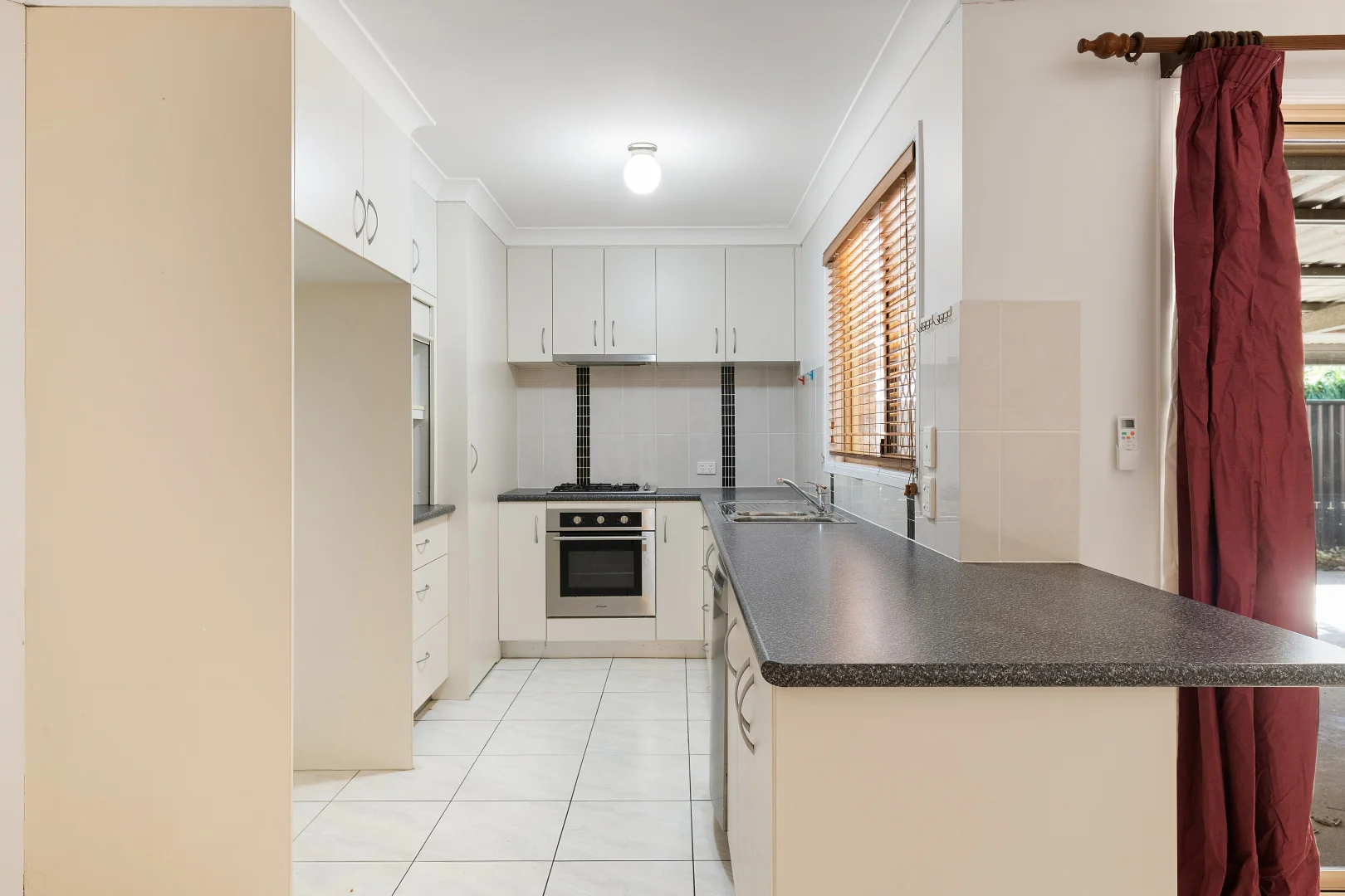 Additional image 2 of 220 Wildey Street, Flinders View QLD 4305