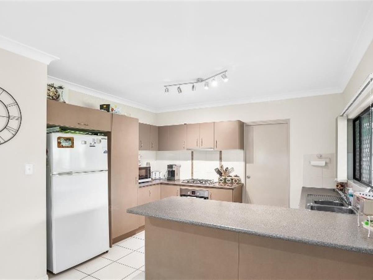 27 Thooleer Vista, Trinity Park QLD 4879 House For Rent 610 Domain