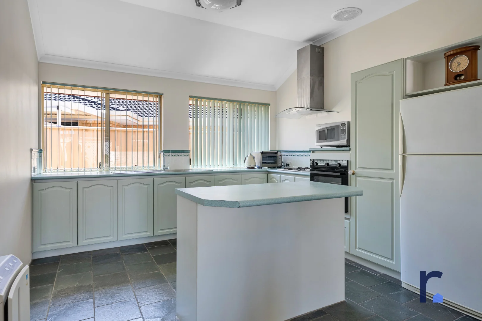 Additional image 13 of 14 Shadwell Court, Caversham WA 6055