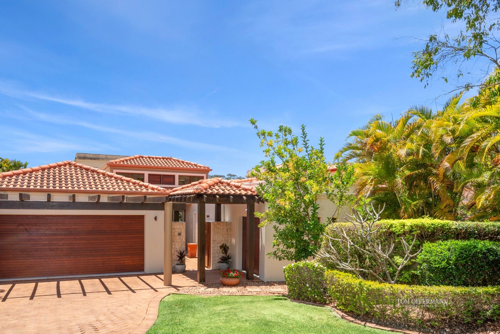 4 bedrooms House in 551/61 Noosa Springs Drive NOOSA HEADS QLD, 4567