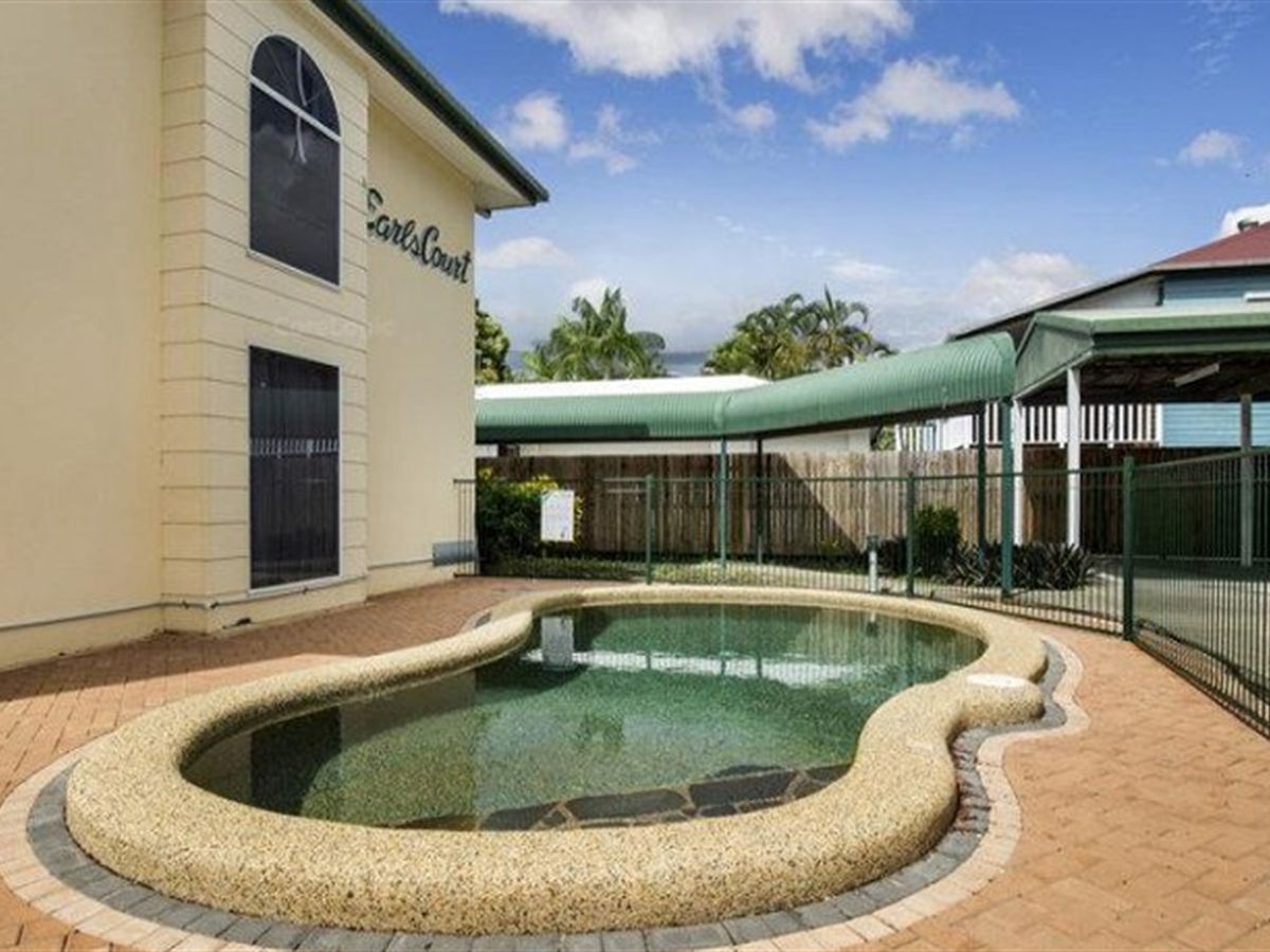 2 bedrooms Townhouse in 4/5 Balaclava Road EARLVILLE QLD, 4870