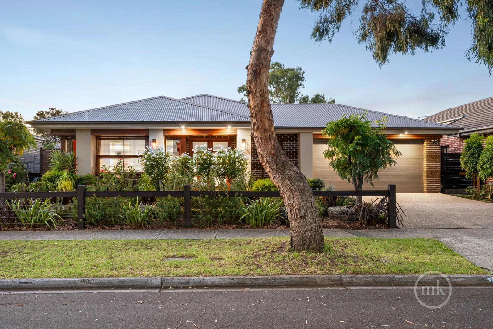 19 Montrose Drive, Doreen VIC 3754